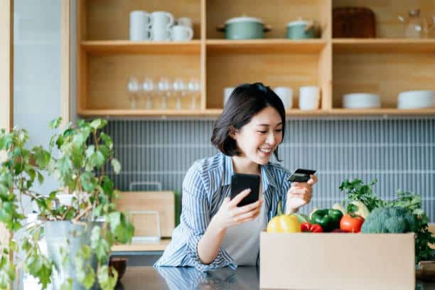 Engage and retain first-time online shoppers